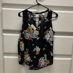 Old Navy sleeveless blouse size XL